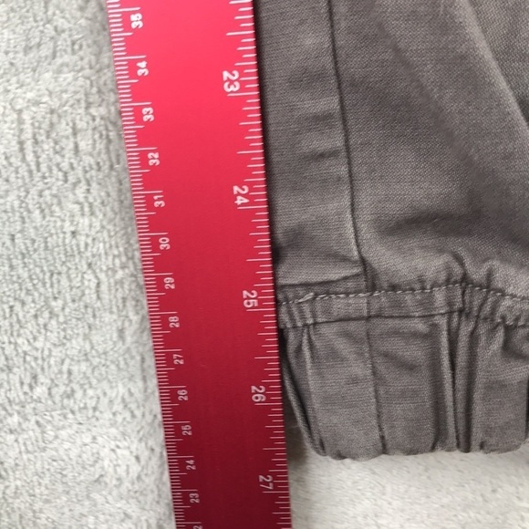 The North Face Women's Gray Chino Joggers Size M minor flaw - Picture 14 of 14